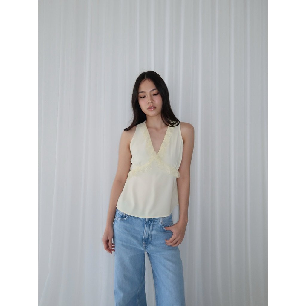 PETAL TOP l NUDETHELABEL - Image 2