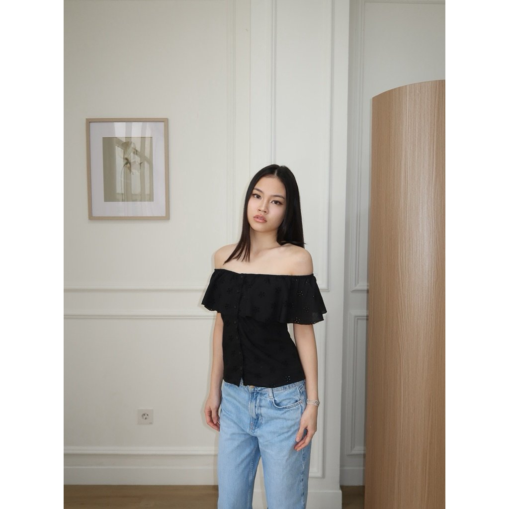 EYELET TOP l NUDETHELABEL - Image 4